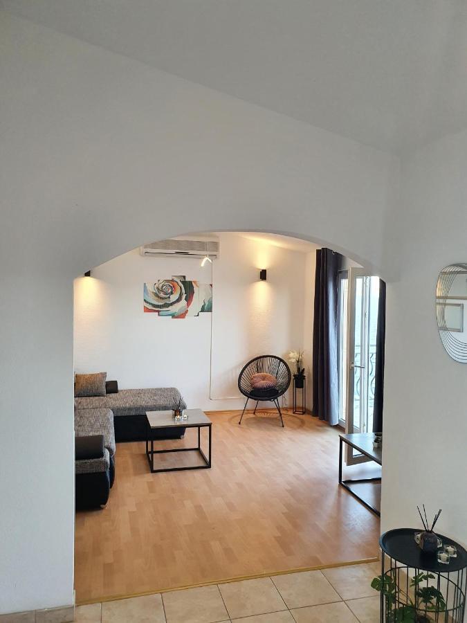 אומיס Apartment Zadoda מראה חיצוני תמונה