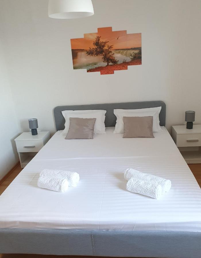 אומיס Apartment Zadoda מראה חיצוני תמונה