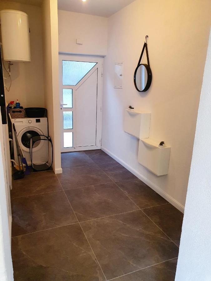 אומיס Apartment Zadoda מראה חיצוני תמונה