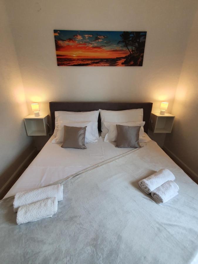 אומיס Apartment Zadoda מראה חיצוני תמונה