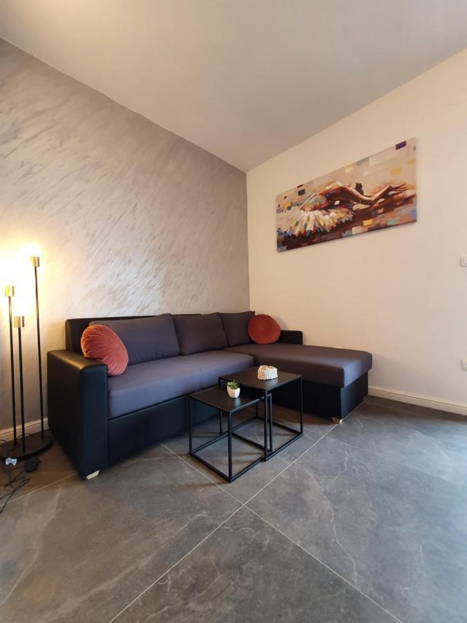 אומיס Apartment Zadoda מראה חיצוני תמונה